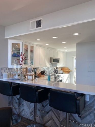 5313 Marina Pacifica Dr, Long Beach CA 90803-3884 exterior