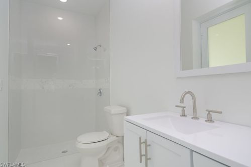 722 Ashland St, Lehigh Acres FL 33974-4741 exterior