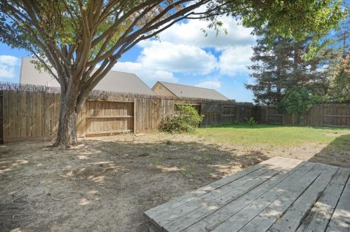 3737 Van Dusen Ave, Riverbank CA  95367-3030 exterior