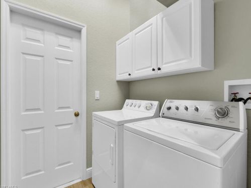 856 Grand Rpd Blvd, Naples FL 34120-4429 exterior