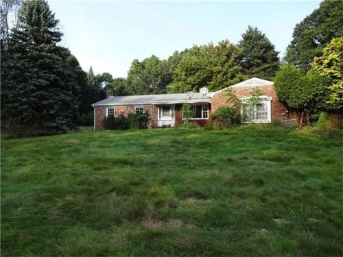 215 Solomon Temple Rd, Latrobe, PA 15650-9376