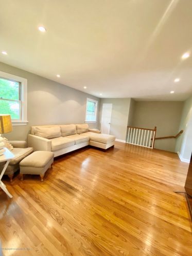 58 Manor Dr, Tinton Falls NJ  07712-2568 exterior