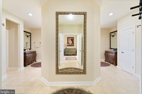 15840 Parnell Ct, Haymarket VA  20169-1667 exterior