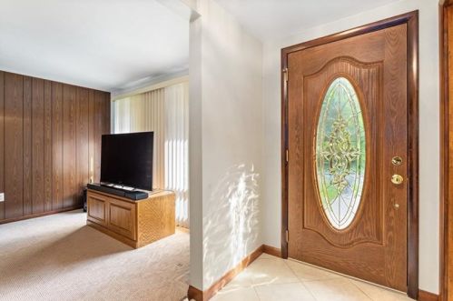460 Sharon Rd, Moon Twp, PA 15108-2600
