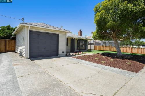 17349 Via Alamitos, San Lorenzo CA  94580-3503 exterior