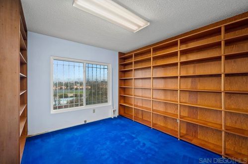 6675 Edmonton Ave, San Diego CA 92122-2518 exterior