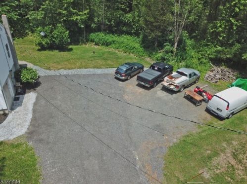 36 Pidgeon Hill Rd, Wantage NJ  07461-2729 exterior