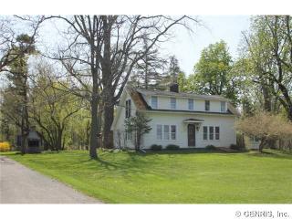 1221 Lake Rd, Webster, NY 14580-9001