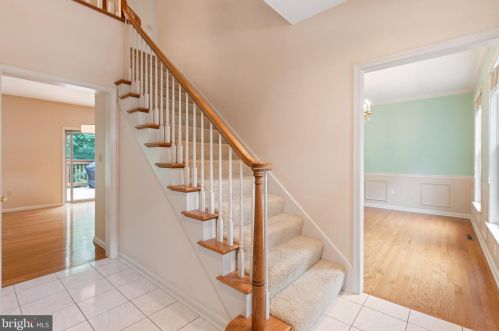 781 Zermatt Dr, Hummelstown PA  17036-9703 exterior