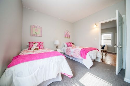 524 Eastern Ave, Fall River MA  02723-7440 exterior