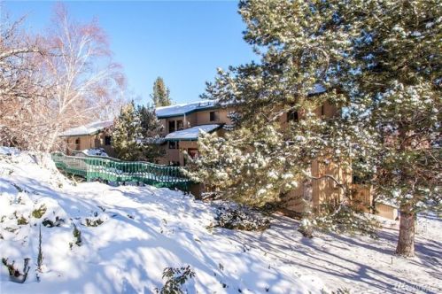 1009 Canyonside Rd, Wenatchee, WA 98801-7314