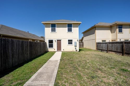4623 Credo Ln, Austin TX 78725-2928 exterior