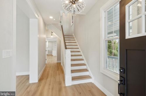 1315 Ashbourne Rd, Melrose Park PA  19027-2678 exterior