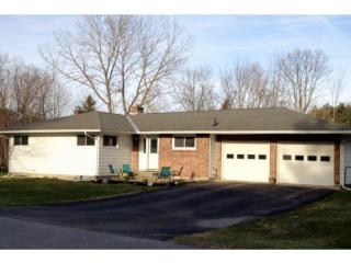 8 Greenview Dr, Woodford, VT 05201-2302
