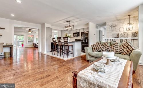 6108 Cloud Dr, Springfield, VA 22150-1016