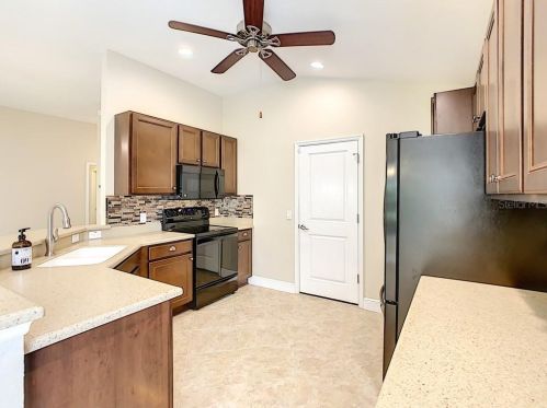 5056 Neptune Cir, Oxford FL  34484-3794 exterior