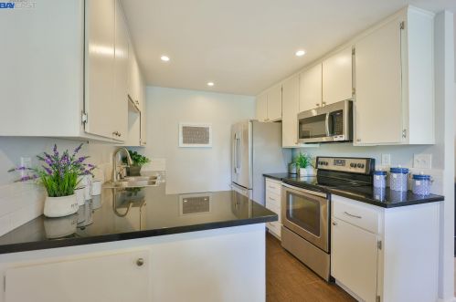 3074 Fostoria Cir, Danville CA  94526-5563 exterior