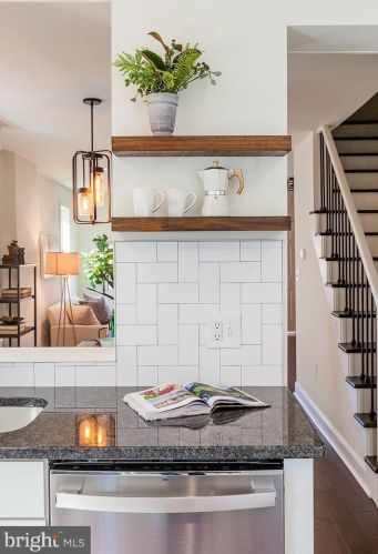 24 New St, Lancaster PA  17602-2047 exterior