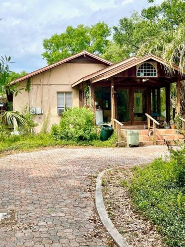1655 Sunnyside Dr, Maitland, FL 32751-6557