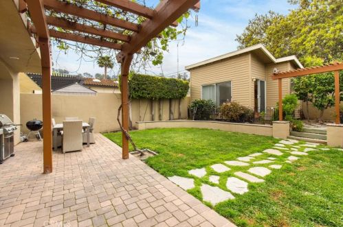 24409 Neece Ave, Torrance CA  90505-6523 exterior