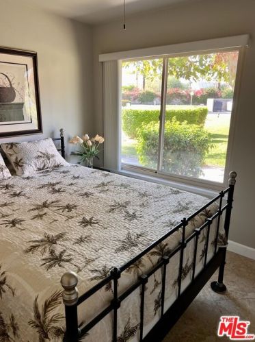 69517 Encanto Ct, Rancho Mirage CA  92270-1238 exterior