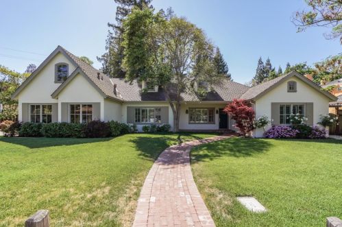 1052 Echo Dr, Los Altos, CA 94024-4821
