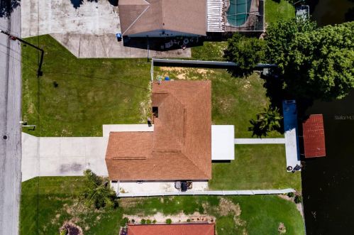 1426 Avenue H, Winter Haven FL  33881-4353 exterior