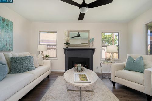 17349 Via Alamitos, San Lorenzo CA  94580-3503 exterior