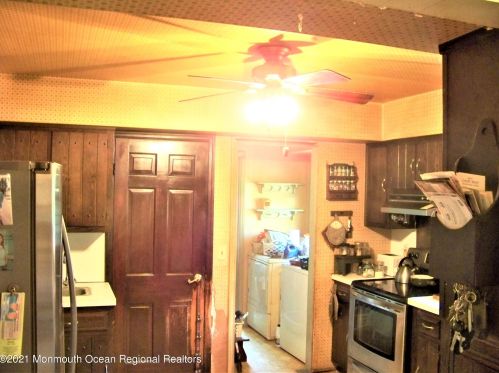 2212 Lacey Rd, Lacey NJ  08731-4316 exterior