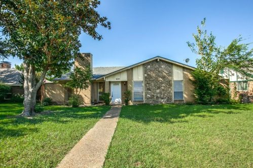 604 Woodhill Cir, Richardson, TX 75081-3022