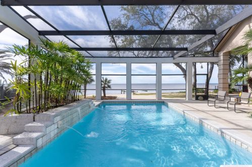 3016 Bay Villas Dr, Destin, FL 32550-4567