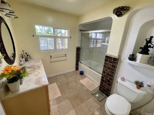 2345 Palo Verde Ave, Long Beach CA  90815-2358 exterior