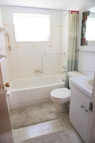 4248 Oakfield Ave, Tarpon Springs, FL 34691-1626