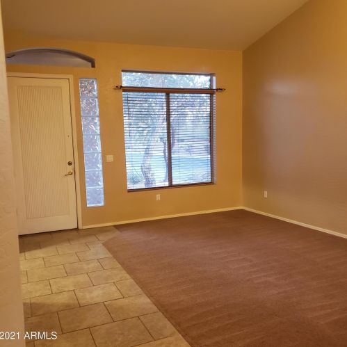 7410 Odessa St, Mesa, AZ 85207-0913