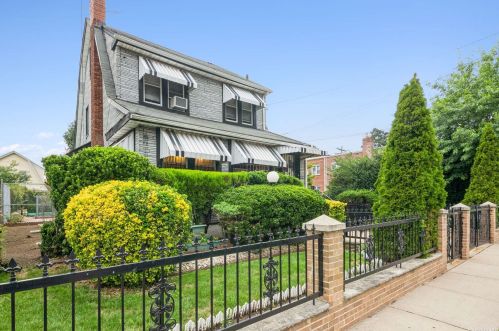 109-08 213th St, Jamaica, NY 11429-1032