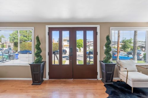 4082 Ingalls St, San Diego CA 92103-1354 exterior