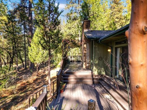 13943 Greenhorn Rd, Grass Valley CA  95945-8484 exterior