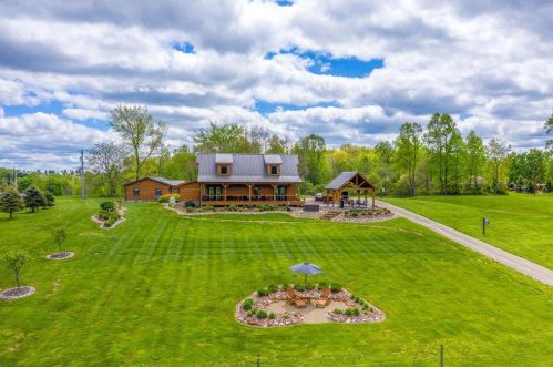 17978 Nashport Rd, Nashport OH  43830-4601 exterior