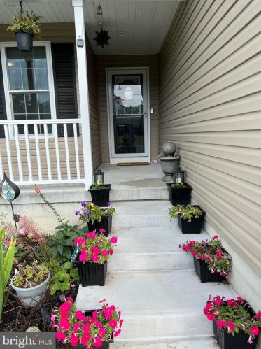 497 Currioman Dr, Montross VA  22520-4130 exterior