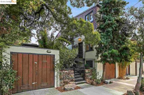 2312 Blake St, Berkeley, CA 94704-2802
