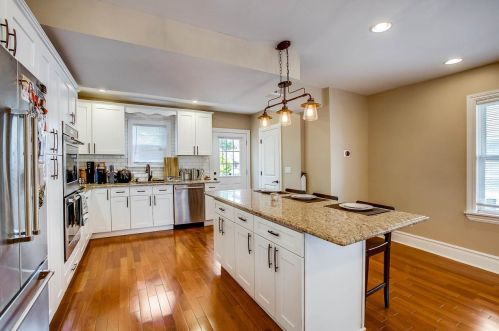 31 41 St, Bayonne NJ  07002-4803 exterior