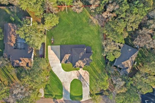 15475 Conroe Dr, Conroe TX 77384-3419 exterior