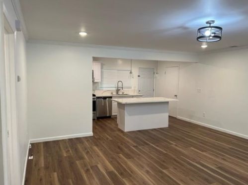 946 Fig Ln, Newman CA  95360-1106 exterior