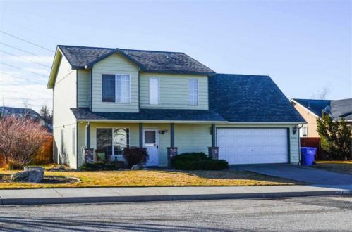 8412 Vista Park Dr, Spokane, WA 99217-9449
