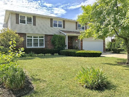 188 Ranch Trl, Buffalo, NY 14221-2439