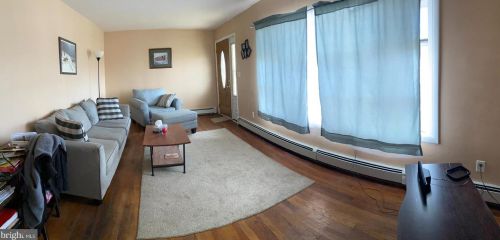 618 2nd St, Port Carbon, PA 17965-1430