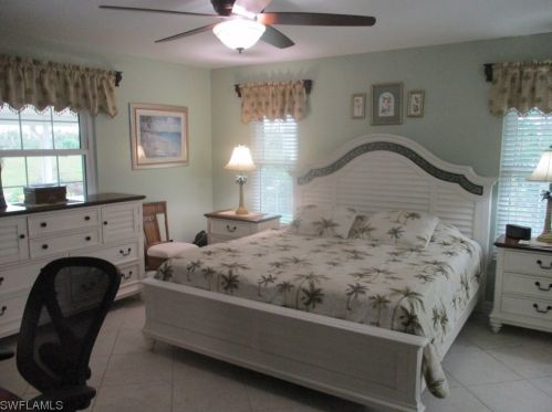 4472 Lake Heather Cir, Saint James City FL  33956-2614 exterior
