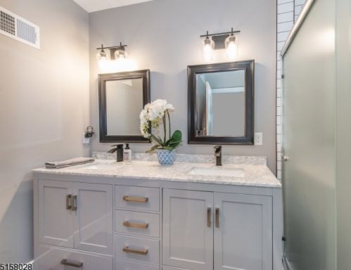 17 George St, Parsippany NJ  07834-1316 exterior