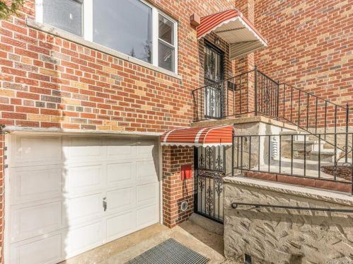 5803 Mosholu Ave, Bronx, NY 10471-2207