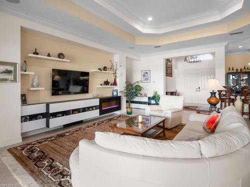 3225 Atlantic Cir, Naples FL 34119-8636 exterior